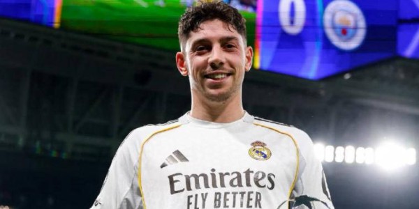 哈兰德惨烈失误成曼城败因，瓜迪奥拉战术崩盘难挽局面