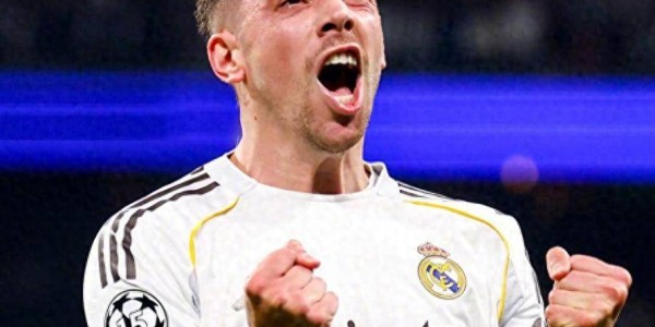 伯纳乌奇迹再现！巴尔韦德打懵曼城，皇马3-0让欧冠格局再起波澜