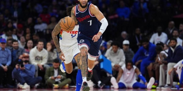 自由球员科菲加盟雄鹿 此前6年均效力于快船