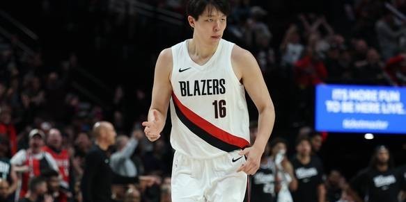 杨瀚森季前赛收官再吃6犯 开季前一盆冷水并非坏事？