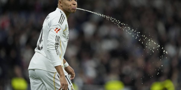 观战台：纽卡火拼曼城+蓝军死磕枪手 皇马巴萨战国王杯