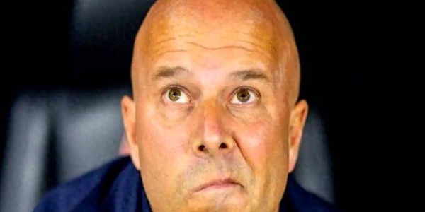 利物浦被两名记者狠批，斯洛特已被判下课