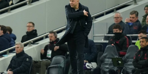 科纳特与基耶萨：在阿森纳战斗后的搞怪瞬间背后的未来迷雾