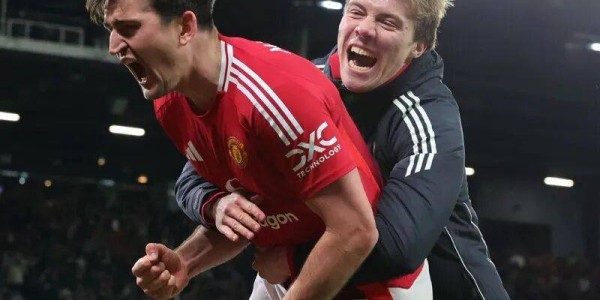 曼联夏窗中场重建锁定4大目标！2中场+1后卫，皇马核心成最难拼图！