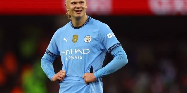 哈兰德7场9球扛起曼城重任，连续9场取得进球，对飙凯恩姆巴佩