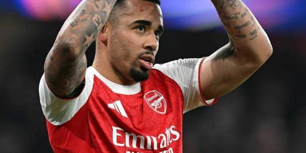 埃泽助攻双响热苏斯造2球，阿森纳4-0晋级足总杯16强，刷爆英超纪录