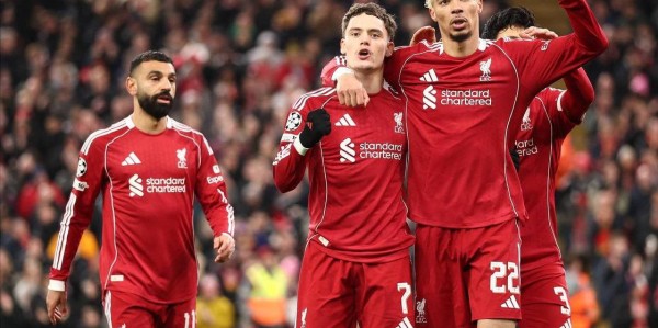 利物浦狂胜6-0，萨拉赫惊艳世界波，豪取三连胜顺利晋级淘汰赛