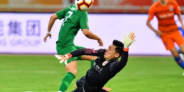 鲁能本轮中超负于大连英博，主力门将王大雷提前解约进军德甲