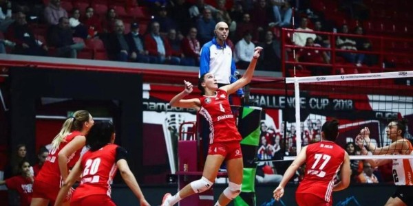 赢了球拿了MVP却遭全场狂嘘，土耳其伊萨奇巴希客场力克意大利米兰，决胜局险胜晋级八强