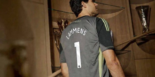 曼联一人离队只差最后步骤，拉爵欲收回500万！拉门斯下赛季穿1号